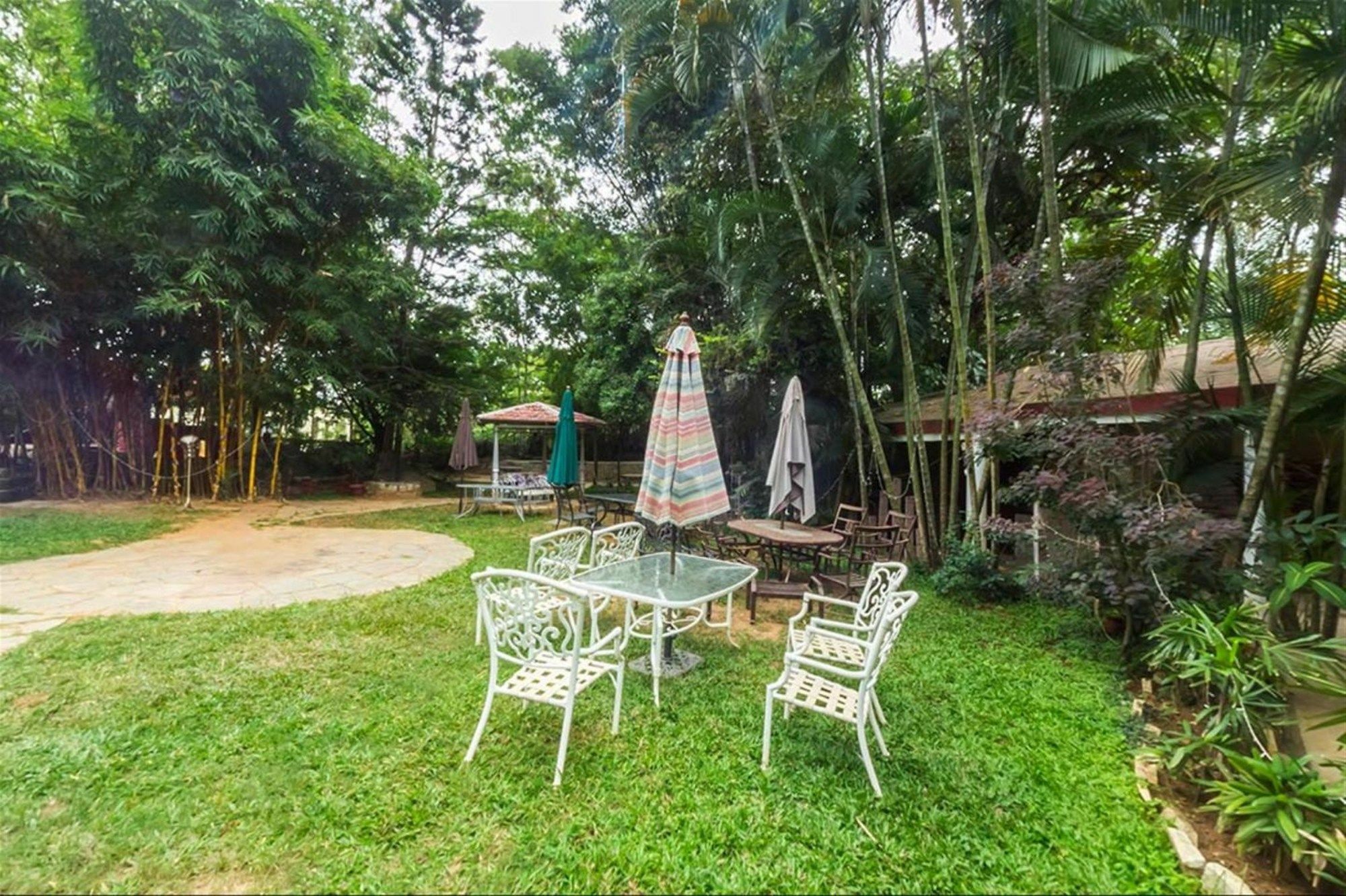 Eagle Ridge Resort Bangalore Exterior foto